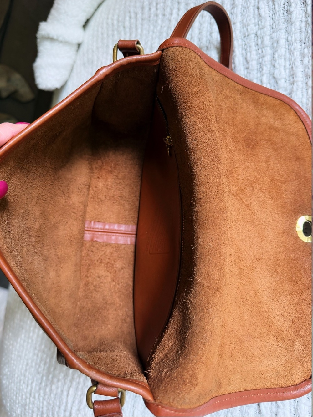 VINTAGE COACH BRITISH TAN CROSSBODY CLASSIC CITY BAG 9790 - Picture 10 of 17